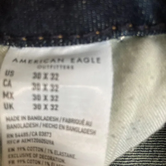 Jeans - Picture 3 of 4